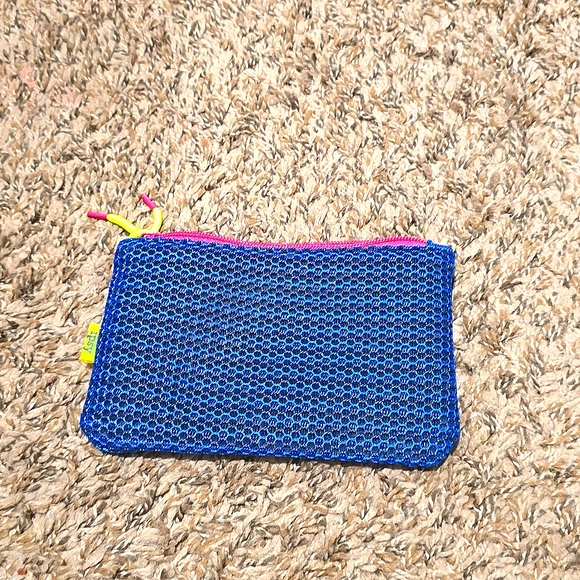 Ipsy Scuba Makeup Bag - Bundle and Save - Picture 2 of 3